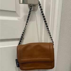 EUC Marc Jacob’s Crossbody Bag